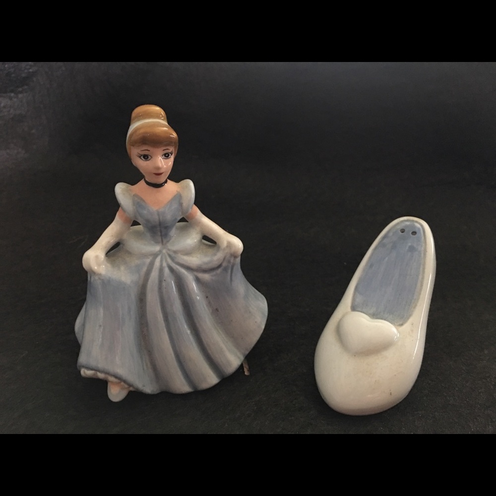Cinderella salt and pepper shaker